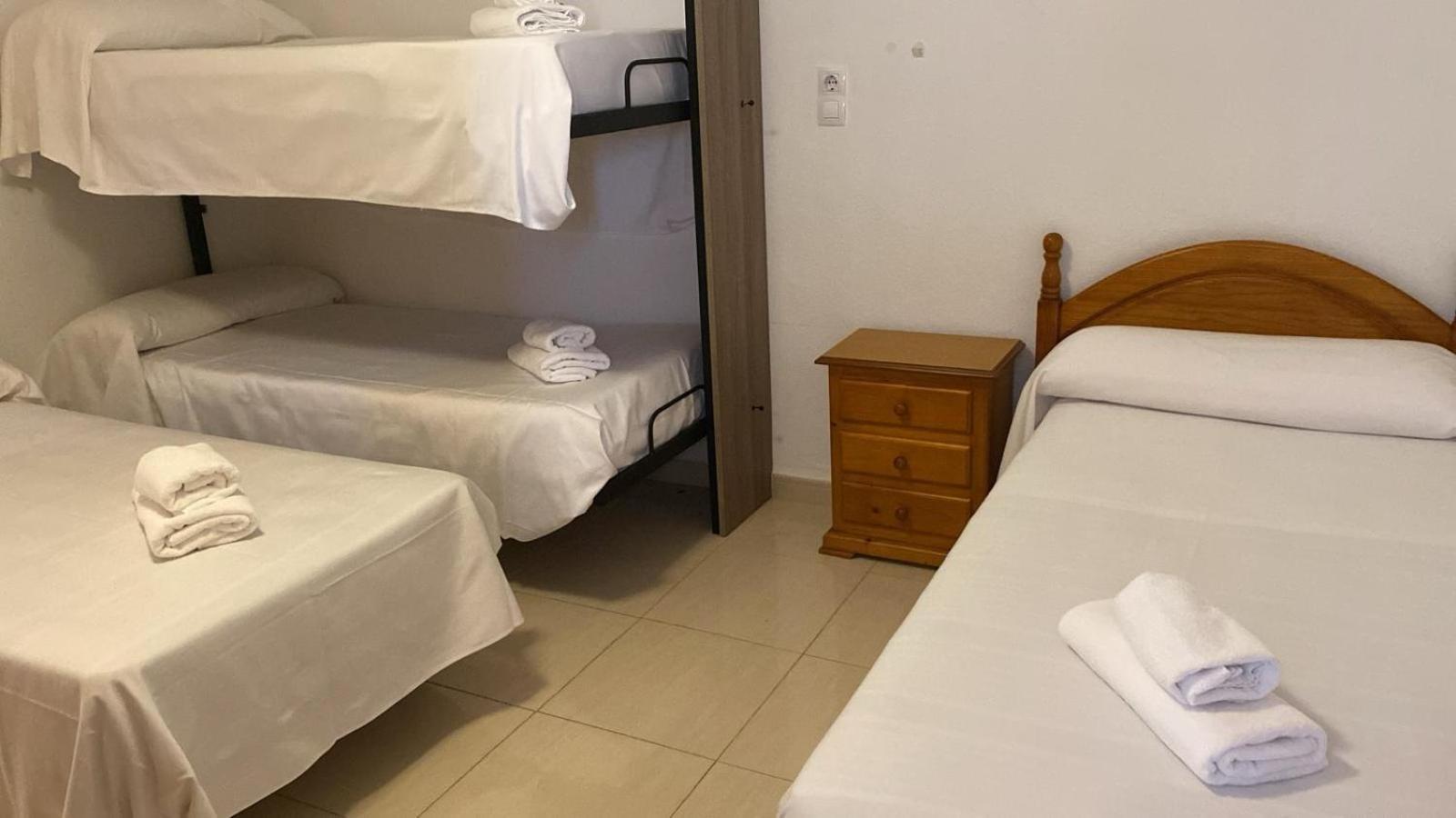 Hospedium Dlj Hostal Ben Nassar Arjona Buitenkant foto
